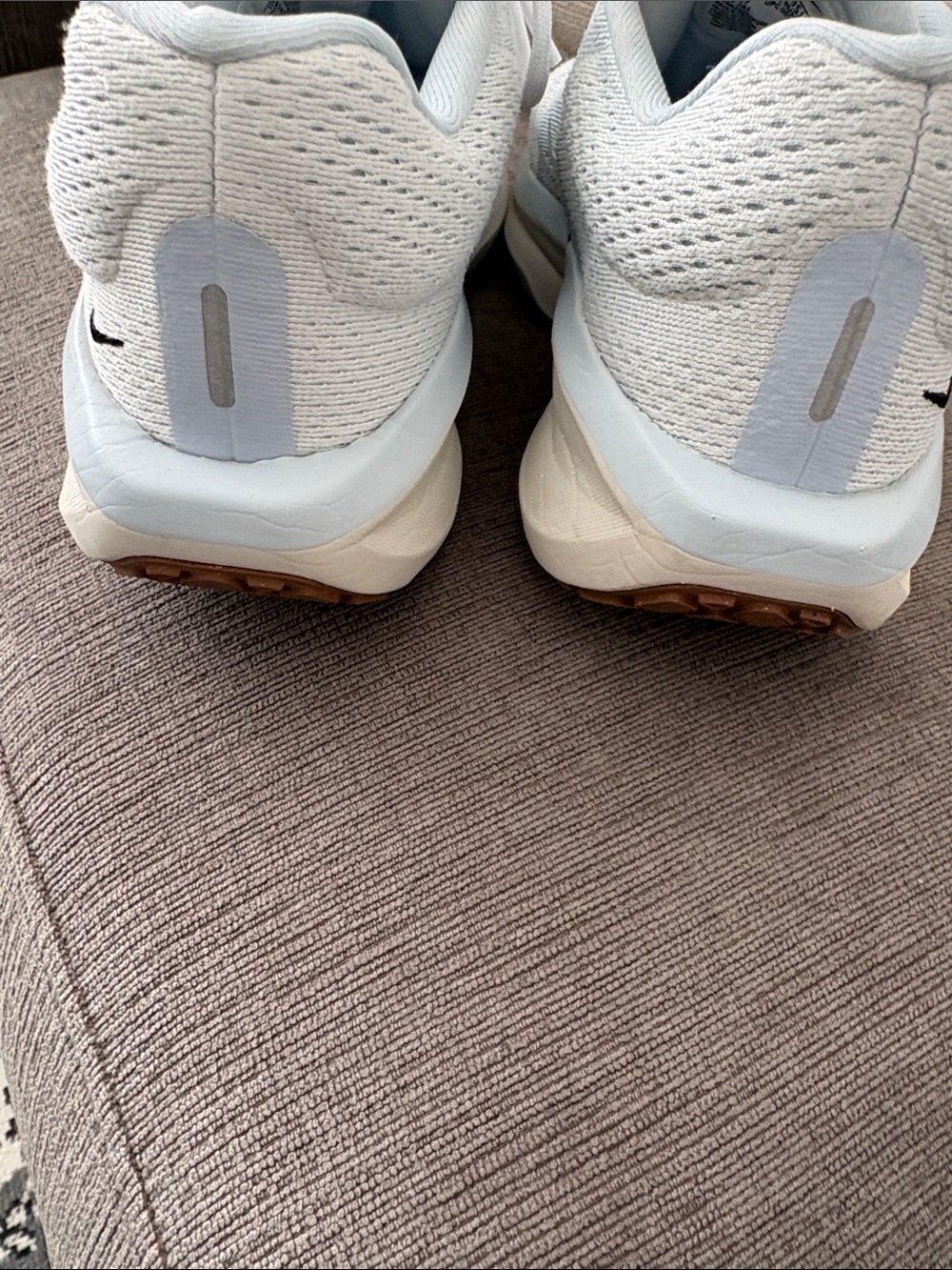 Nike Women's White and Light Blue Air Running Sneakers - Picture 7 of 8